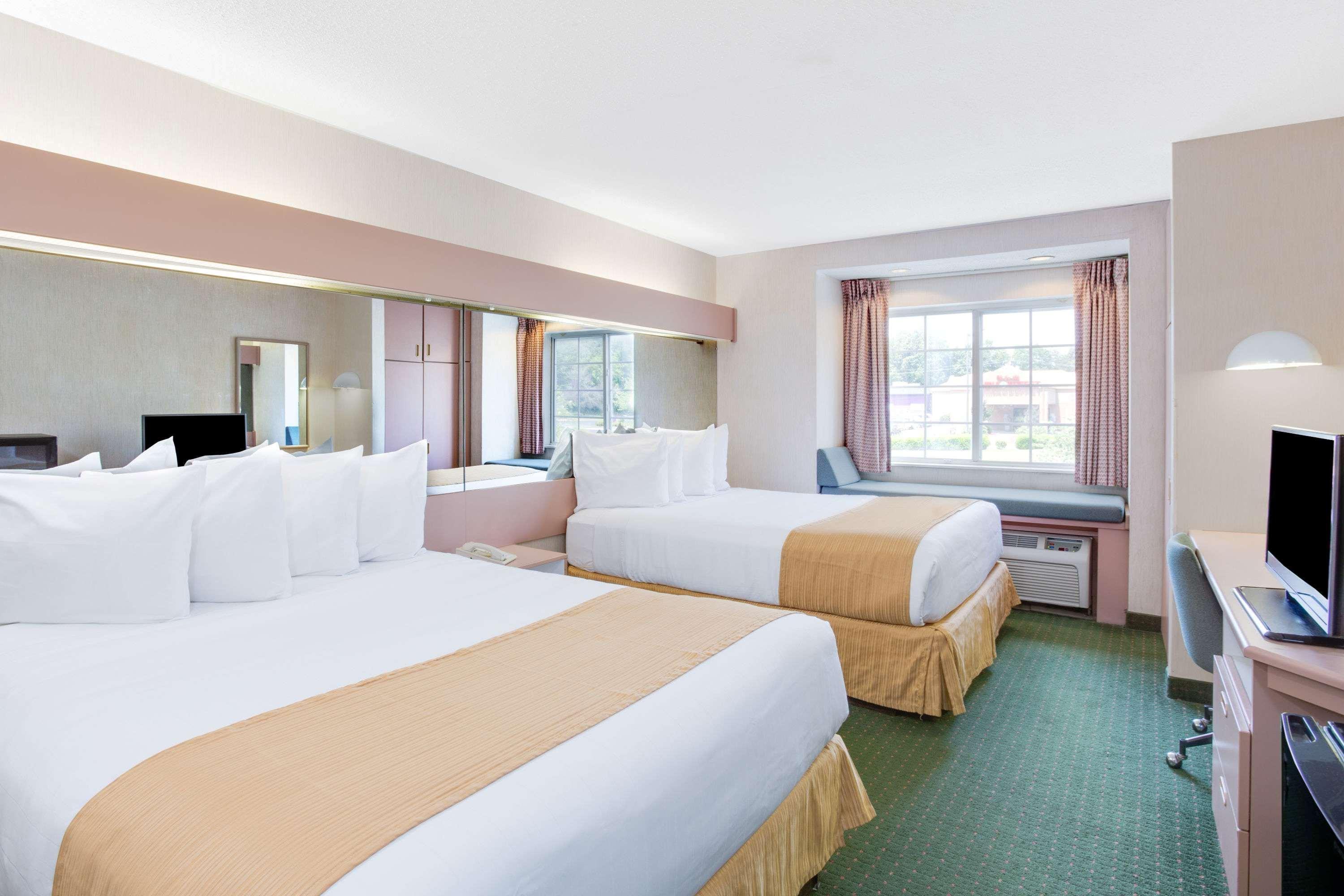 Microtel Inn By Wyndham Greensboro Zewnętrze zdjęcie