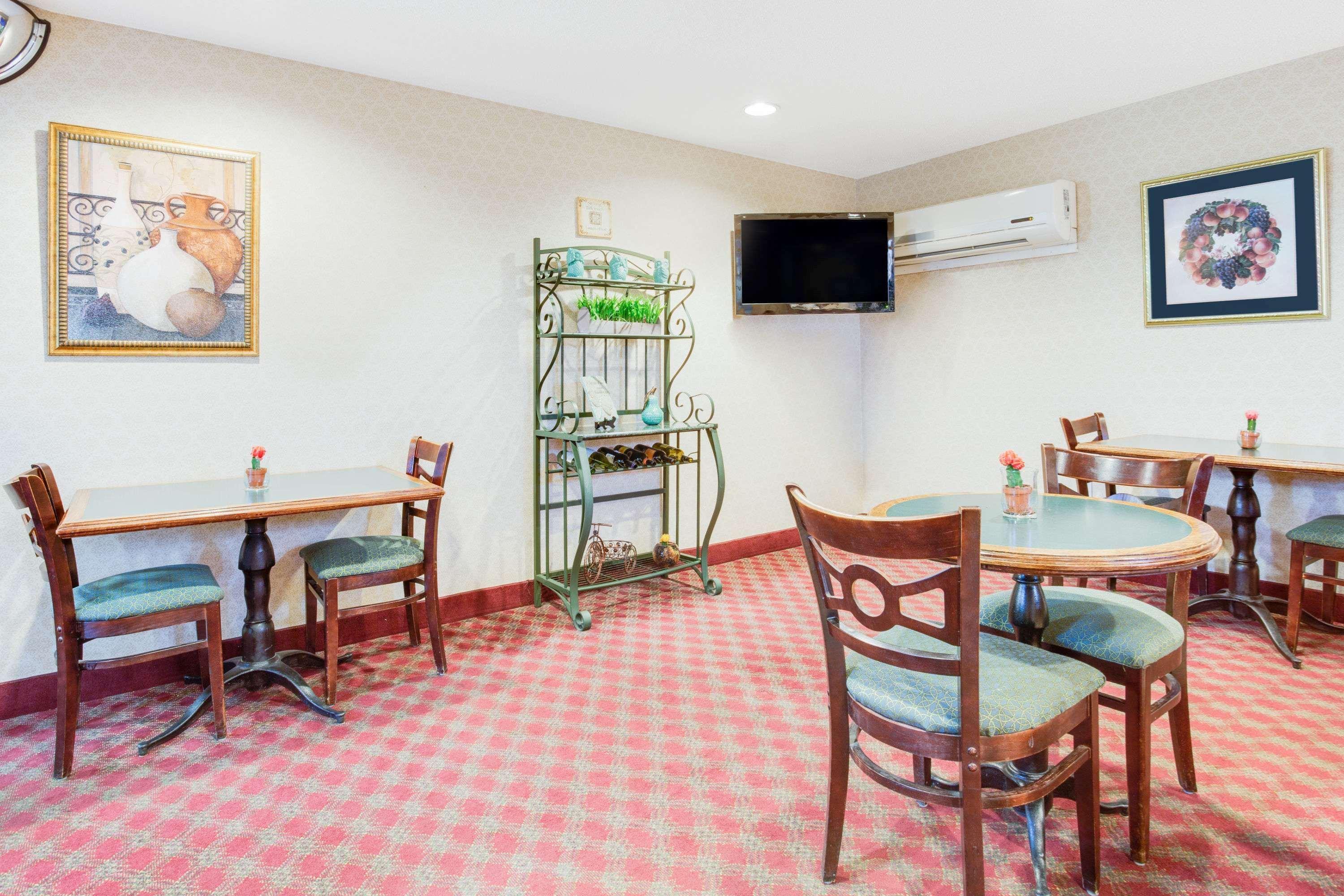 Microtel Inn By Wyndham Greensboro Zewnętrze zdjęcie
