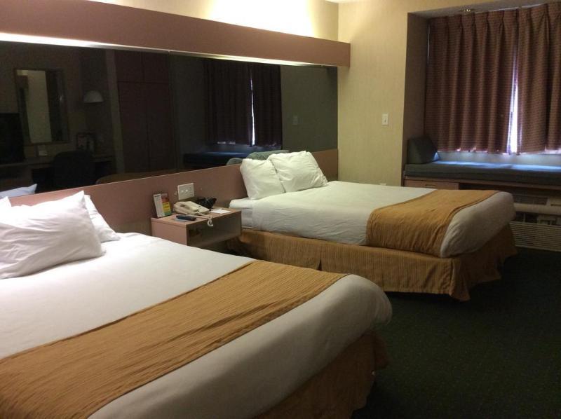 Microtel Inn By Wyndham Greensboro Zewnętrze zdjęcie