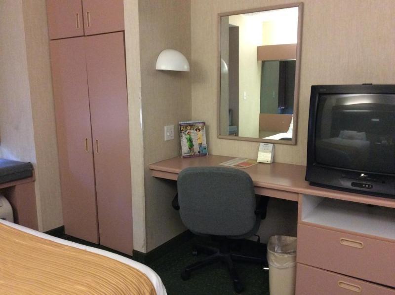 Microtel Inn By Wyndham Greensboro Zewnętrze zdjęcie